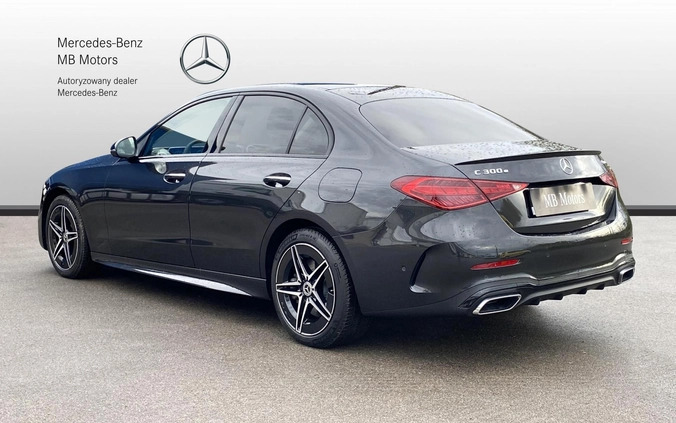 Mercedes-Benz Klasa C cena 299900 przebieg: 10000, rok produkcji 2023 z Słupsk małe 211